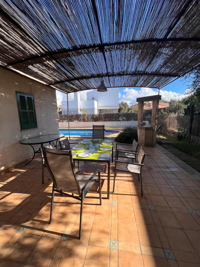 Chalet Con Piscina Sa Rapita Villa Luaran gambar